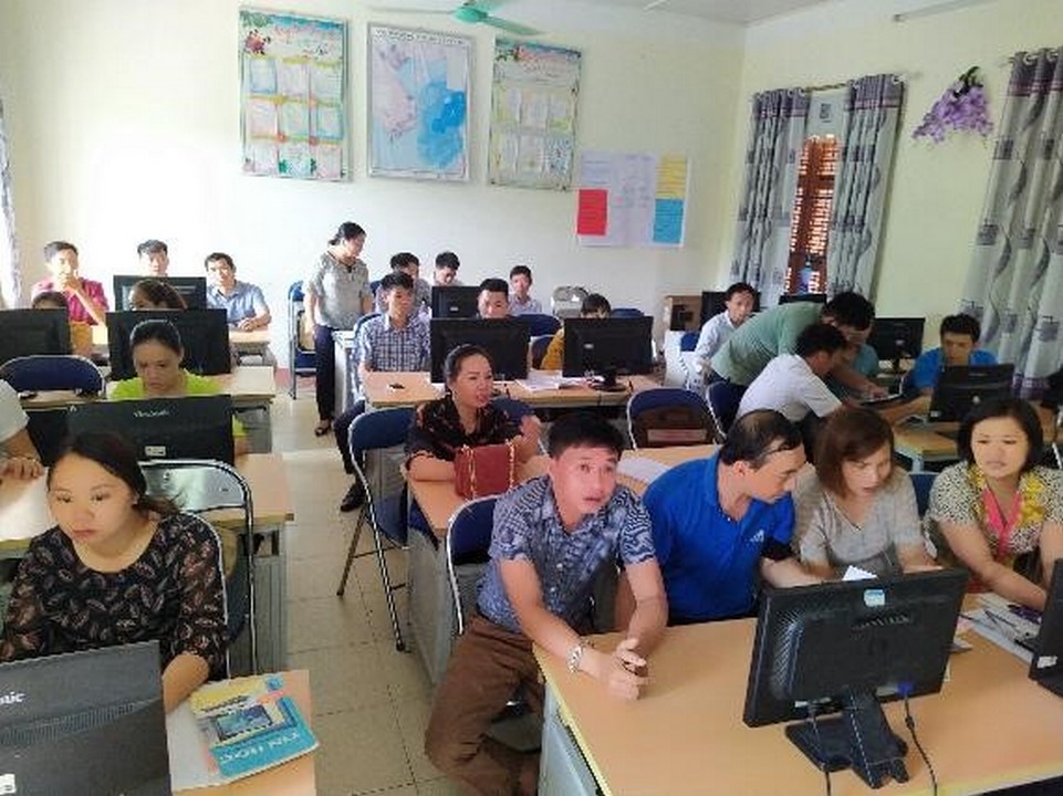 Phòng Giáo dục và Đào tạo Tuần Giáo tổ chức tập huấn triển khai Chương trình giáo dục phổ thông 2018 cho cán bộ quản lí, giáo viên THCS